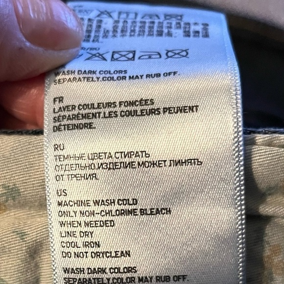 Uniqlo UJ Women’s Blue Jeans - Picture 5 of 6